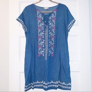 ODDY Embroidered Chambray Dress